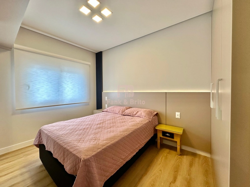 Apartamento 2 dormitórios mobiliado frente praça Tiaraju!: 16ª foto da galeria de imagens do imóvel