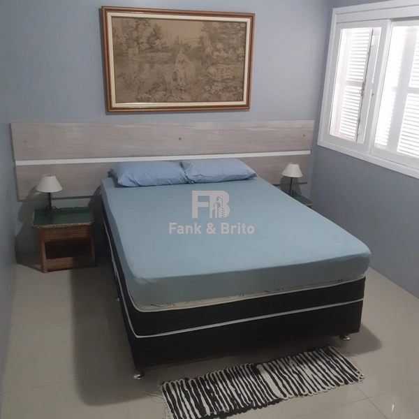 Casa Espaçosa com 6 Dormitórios (5 Suítes): 7ª foto da galeria de imagens do imóvel