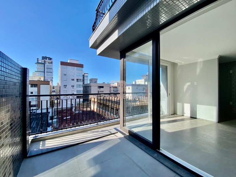 APARTAMENTO AO LADO DA PRAÇA FLAVIO BOIANOVSKI, DUAS QUADRAS DO MAR!: 12ª foto da galeria de imagens do imóvel