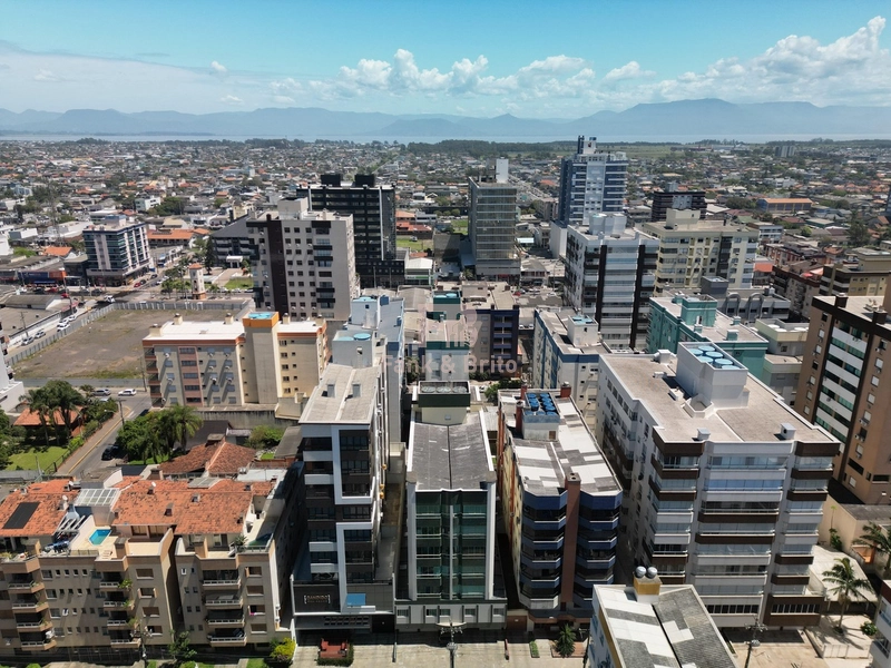 APARTAMENTO MOBILIADO NO CENTRO PRÓXIMO DE TODOS OS RECURSOS: 2ª foto da galeria de imagens do imóvel