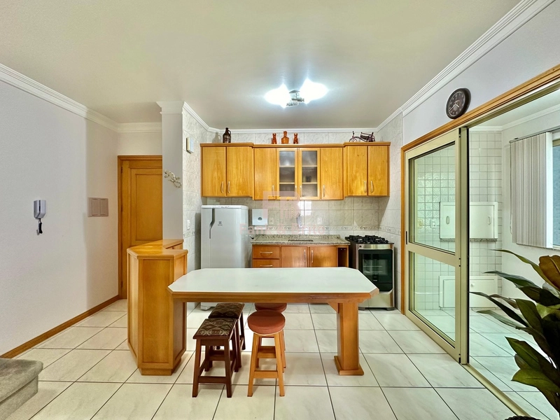 APARTAMENTO MOBILIADO NO CENTRO PRÓXIMO DE TODOS OS RECURSOS: 6ª foto da galeria de imagens do imóvel