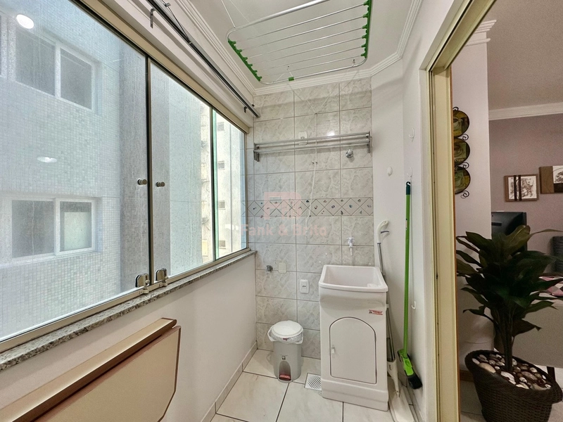 APARTAMENTO MOBILIADO NO CENTRO PRÓXIMO DE TODOS OS RECURSOS: 14ª foto da galeria de imagens do imóvel