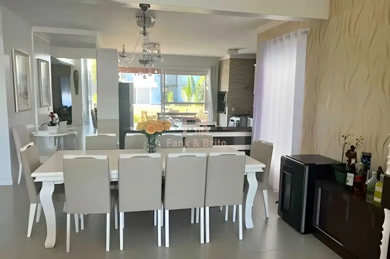 Elegante casa localizada no condomínio Capão Ilhas: 6ª foto da galeria de imagens do imóvel