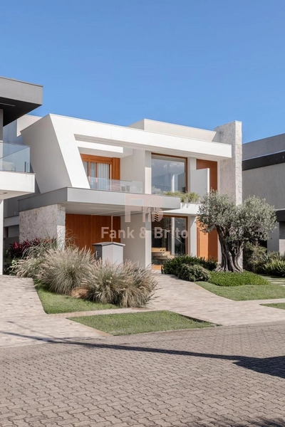 Luxuosa Casa em Condomínio de Alto Padrão: 3ª foto da galeria de imagens do imóvel