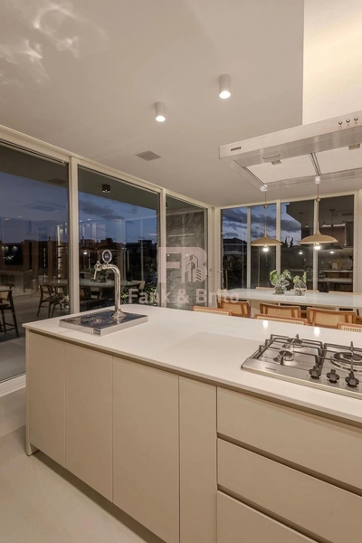 Luxuosa Casa em Condomínio de Alto Padrão: 35ª foto da galeria de imagens do imóvel