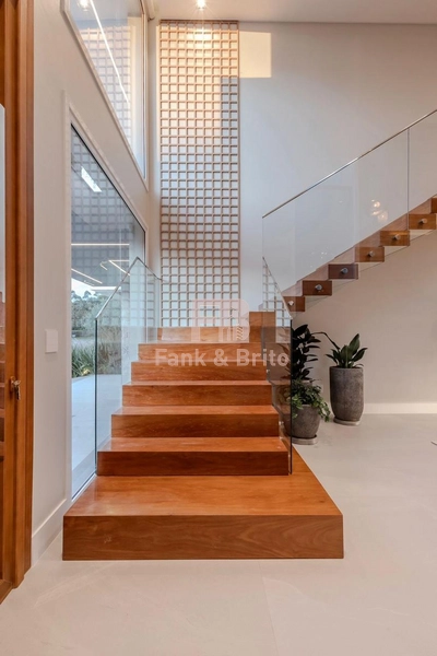 Luxuosa Casa em Condomínio de Alto Padrão: 14ª foto da galeria de imagens do imóvel