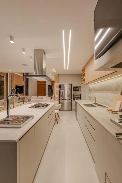 Luxuosa Casa em Condomínio de Alto Padrão: 40ª foto da galeria de imagens do imóvel