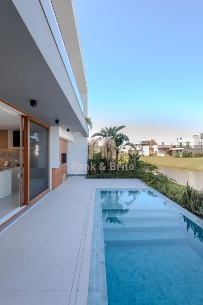 Luxuosa Casa em Condomínio de Alto Padrão: 5ª foto da galeria de imagens do imóvel
