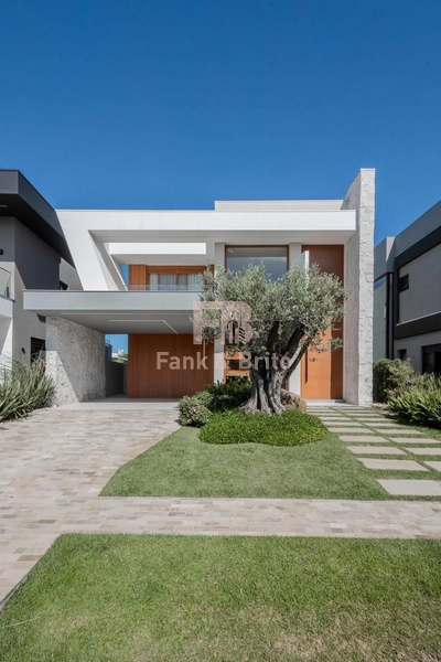 Luxuosa Casa em Condomínio de Alto Padrão: 4ª foto da galeria de imagens do imóvel