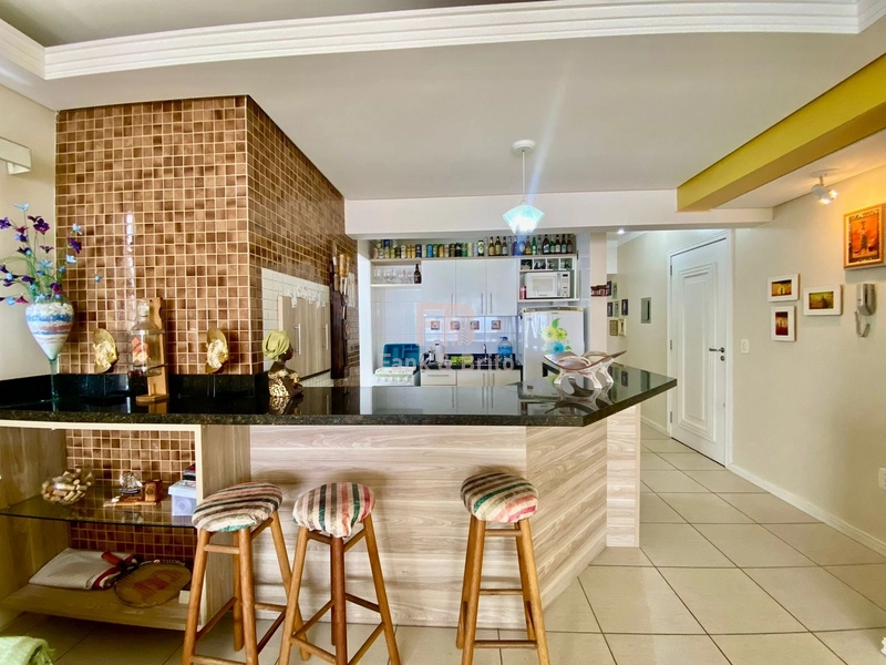 APARTAMENTO DE 2 DORMITÓRIOS DE FRENTE PARA AVENIDA UBIRAJARA!: 11ª foto da galeria de imagens do imóvel