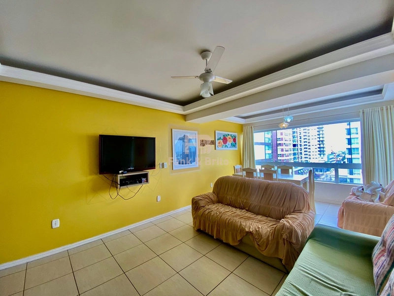 APARTAMENTO DE 2 DORMITÓRIOS DE FRENTE PARA AVENIDA UBIRAJARA!: 6ª foto da galeria de imagens do imóvel