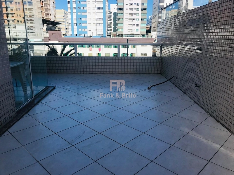 : 2ª foto da galeria de imagens do imóvel