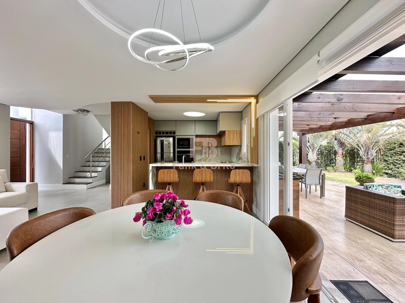 Casa em Condomínio Fechado – 4 Dormitórios e 3 Suítes: 6ª foto da galeria de imagens do imóvel