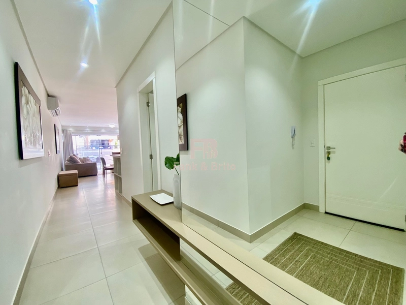 VENDE APARTAMENTO MOBILIADO E DECORADO NO BAIRRO NAVEGANTES EM CAPÃO: 2ª foto da galeria de imagens do imóvel