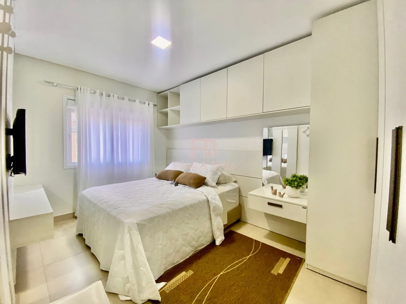 VENDE APARTAMENTO MOBILIADO E DECORADO NO BAIRRO NAVEGANTES EM CAPÃO: 5ª foto da galeria de imagens do imóvel