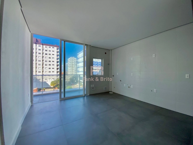 02 DORMITÓRIOS COM TERRAÇO LATERAL.: 2ª foto da galeria de imagens do imóvel