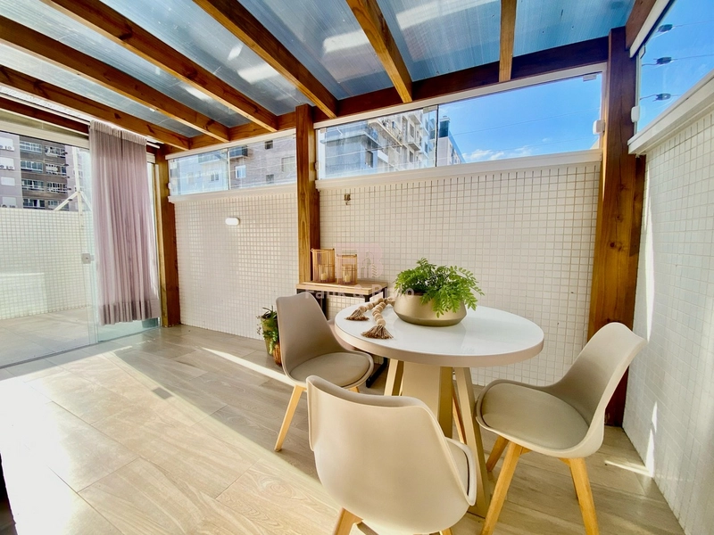 APARTAMENTO MOBILIADO E DECORADO COM TERRAÇO LATERAL: 17ª foto da galeria de imagens do imóvel
