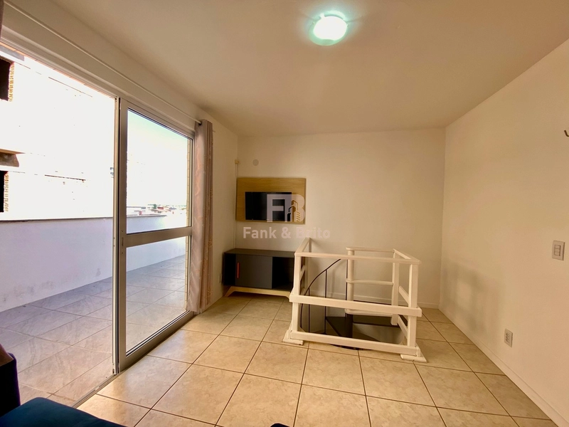 APARTAMENTO AO LADO DA PRAÇA FLAVIO EM CAPÃO DA CANOA: 8ª foto da galeria de imagens do imóvel