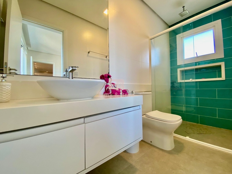 Casa de Condomínio com 4 Quartos e 6 banheiros à Venda.: 54ª foto da galeria de imagens do imóvel