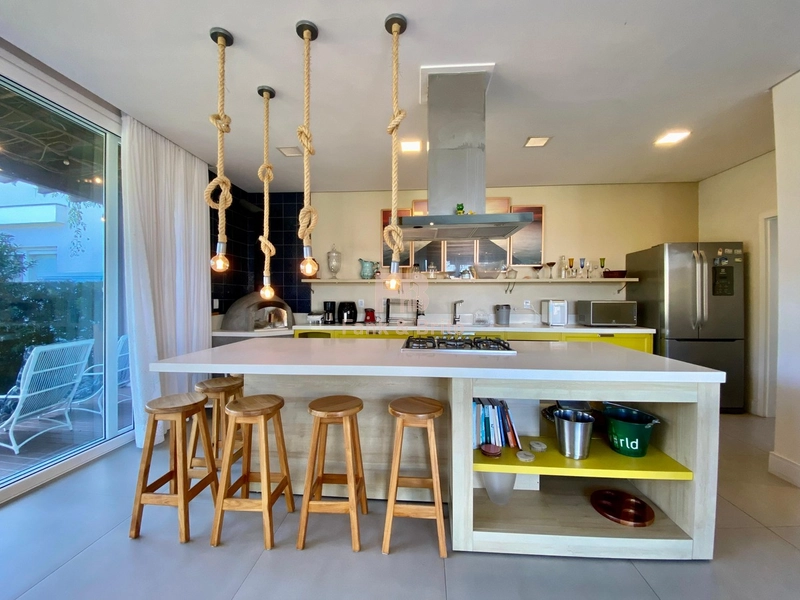 Casa de Condomínio com 4 Quartos e 6 banheiros à Venda.: 21ª foto da galeria de imagens do imóvel