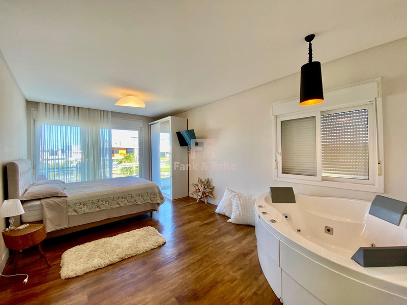 Casa de Condomínio com 4 Quartos e 6 banheiros à Venda.: 61ª foto da galeria de imagens do imóvel