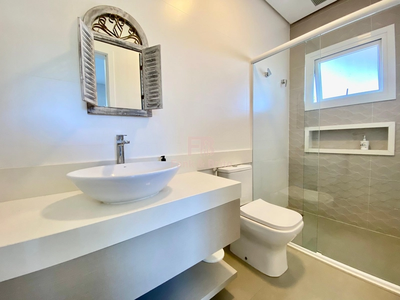 Casa de Condomínio com 4 Quartos e 6 banheiros à Venda.: 52ª foto da galeria de imagens do imóvel
