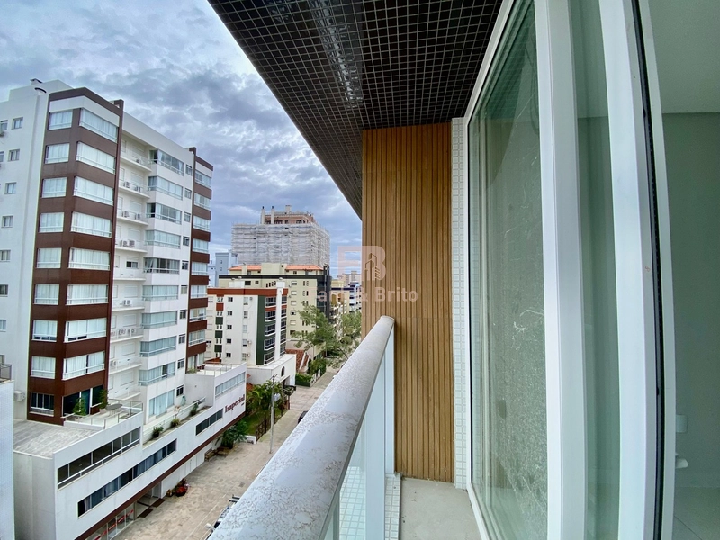 Apartamento com 2 dormitórios à venda em Capao da Canoa: 1ª foto da galeria de imagens do imóvel