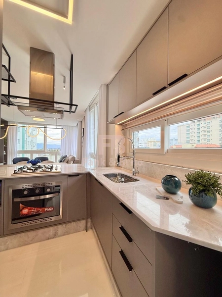 Novo, decorado, infra completa, 3 suítes, 2 box de garagem.: 13ª foto da galeria de imagens do imóvel