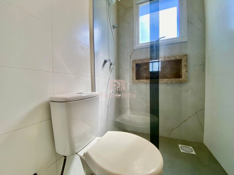 CASA DE ESQUINA COM 3 DORMITÓRIOS, PRÓXIMO AO MAR!: 17ª foto da galeria de imagens do imóvel