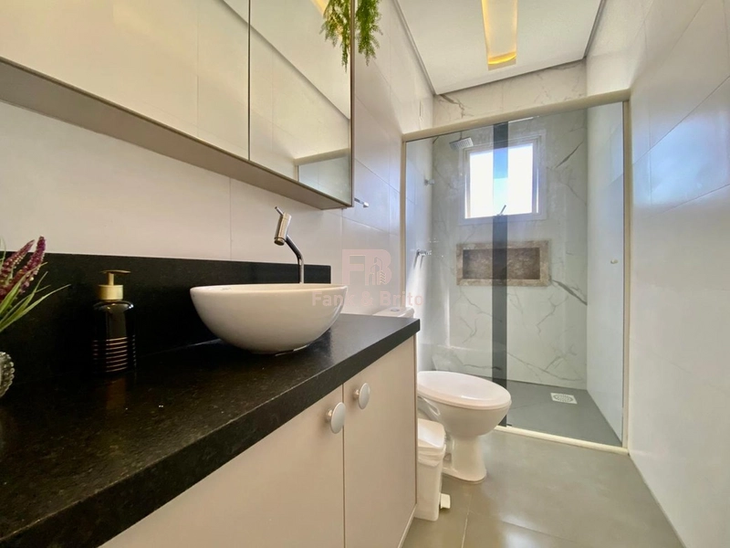 CASA DE ESQUINA COM 3 DORMITÓRIOS, PRÓXIMO AO MAR!: 22ª foto da galeria de imagens do imóvel