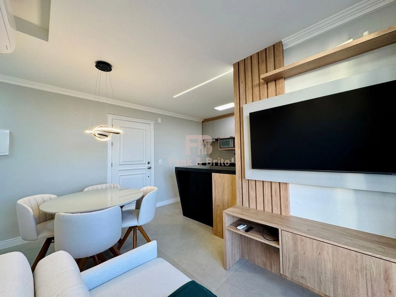 APARTAMENTO 02 DORMITÓRIOS À VENDA AO LADO DA PRAÇA FLAVIO BOIANOVISK: 3ª foto da galeria de imagens do imóvel
