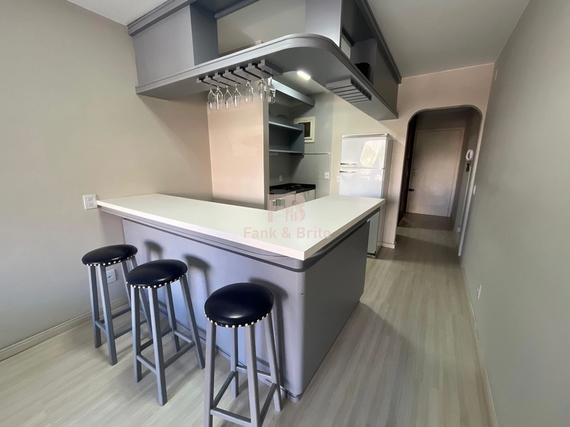 APARTAMENTO A VENDA DE FRENTE PARA PRAÇA EM CAPÃO DA CANOA: 10ª foto da galeria de imagens do imóvel