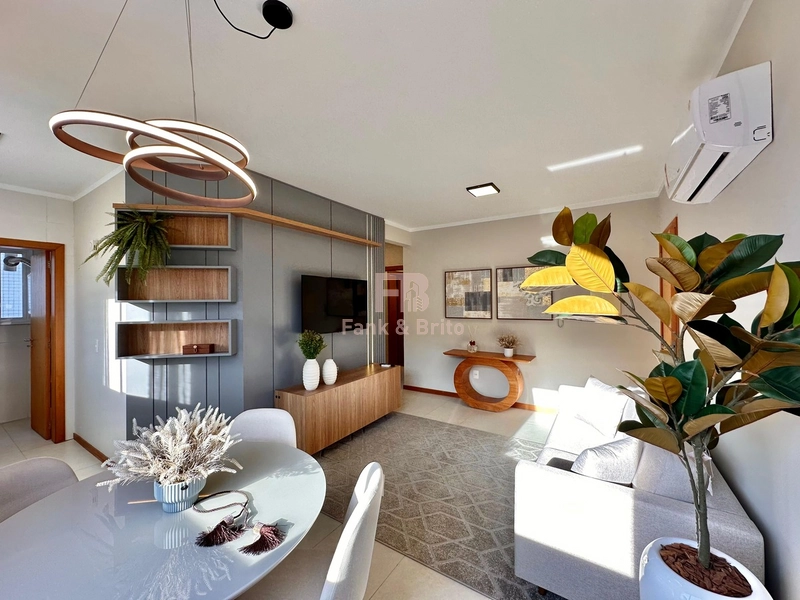 VENDE APARTAMENTO MOBILIADO POUCOS METROS DO MAR: 1ª foto da galeria de imagens do imóvel