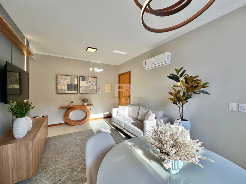 VENDE APARTAMENTO MOBILIADO POUCOS METROS DO MAR: 4ª foto da galeria de imagens do imóvel