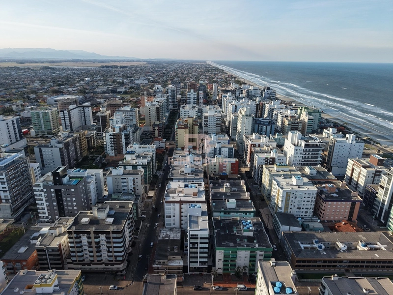 VENDE APARTAMENTO MOBILIADO POUCOS METROS DO MAR: 29ª foto da galeria de imagens do imóvel
