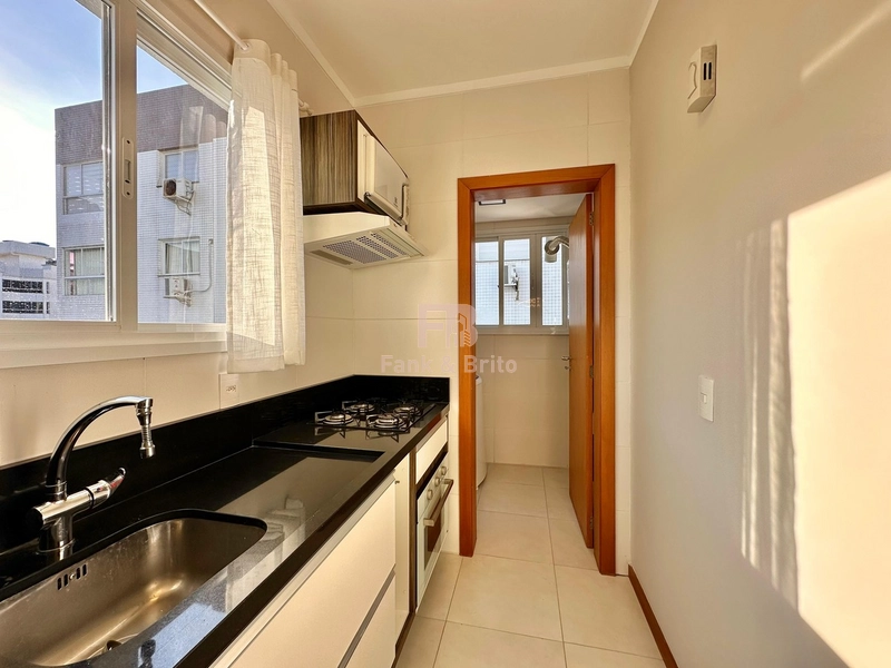 VENDE APARTAMENTO MOBILIADO POUCOS METROS DO MAR: 12ª foto da galeria de imagens do imóvel