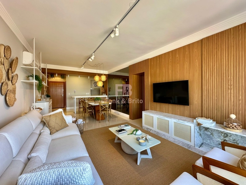 MOBILIADO E DECORADO COM VISTA MAR.: 3ª foto da galeria de imagens do imóvel