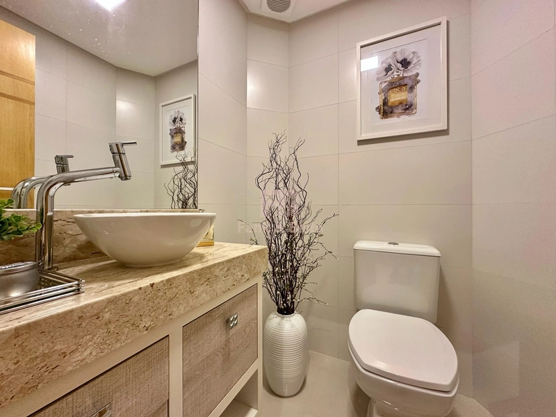 MOBILIADO E DECORADO COM VISTA MAR.: 13ª foto da galeria de imagens do imóvel