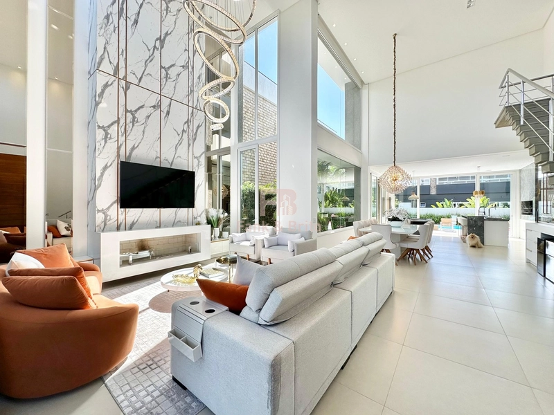 CASA CINCO SUÍTES NO VELAS DA MARINA: 2ª foto da galeria de imagens do imóvel