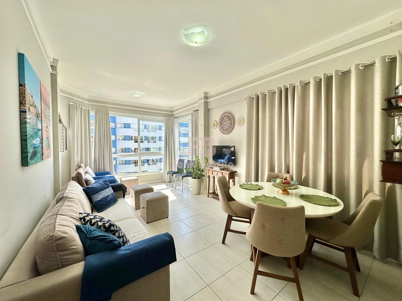 APARTAMENTO A VENDA NA AVENIDA UBIRAJARA, A 2 QUADRAS DO MAR: 1ª foto da galeria de imagens do imóvel
