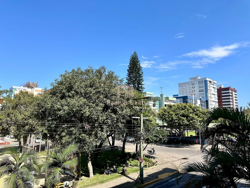 FRENTE PRAÇA FLÁVIO BOIANOVSKI.: 20ª foto da galeria de imagens do imóvel