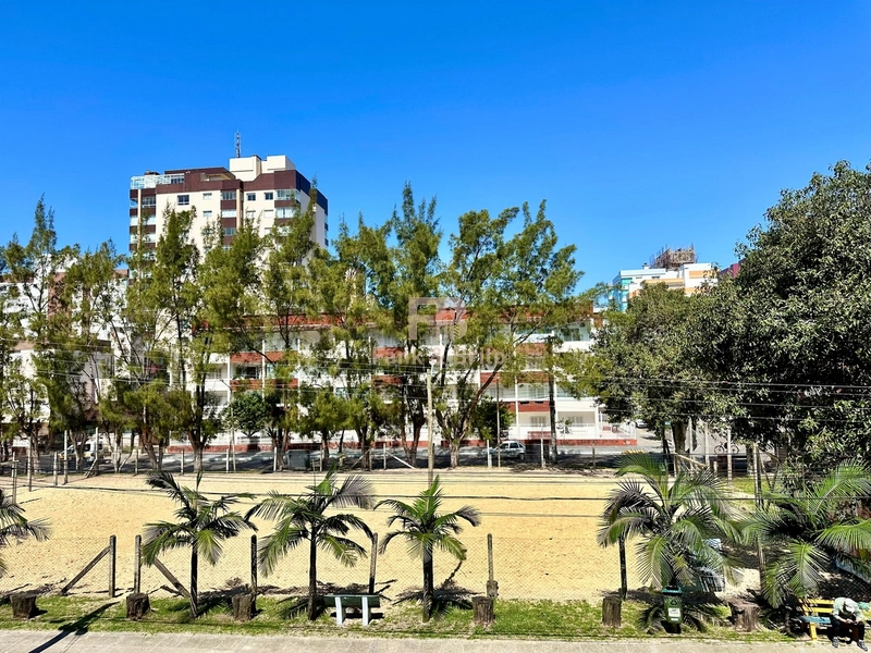 FRENTE PRAÇA FLÁVIO BOIANOVSKI.: 19ª foto da galeria de imagens do imóvel