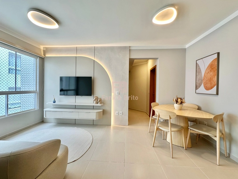 MOBILIADO E DECORADO APENAS UMA QUADRA DO MAR.: 4ª foto da galeria de imagens do imóvel