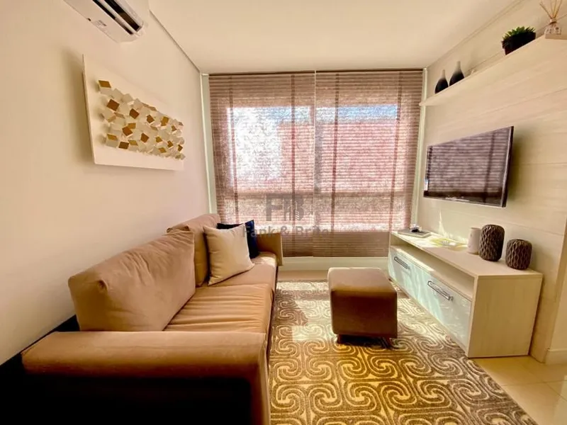 APARTAMENTO A VENDA A POUCOS PASSOS DO MAR.: 10ª foto da galeria de imagens do imóvel