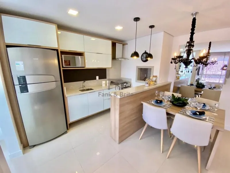 APARTAMENTO A VENDA A POUCOS PASSOS DO MAR.: 11ª foto da galeria de imagens do imóvel