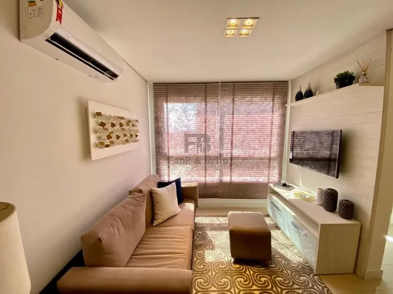 APARTAMENTO A VENDA A POUCOS PASSOS DO MAR.: 18ª foto da galeria de imagens do imóvel