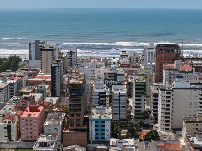 SACADÃO DE FRENTE: 18ª foto da galeria de imagens do imóvel