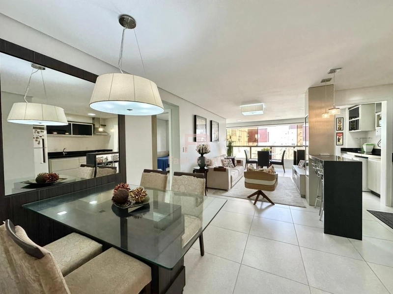 MELHOR E MAIOR APARTAMENTO DE 2 DORMITÓRIOS E VISTA ETERNA PARA O MAR: 7ª foto da galeria de imagens do imóvel