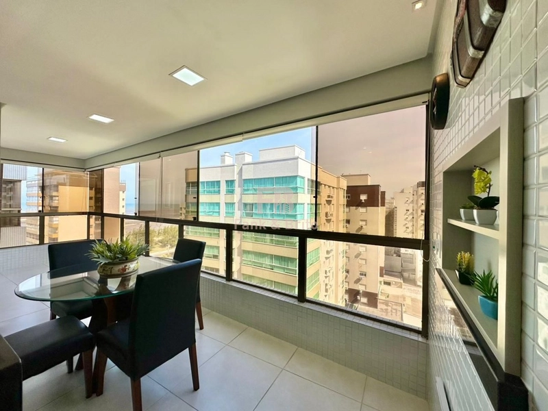 MELHOR E MAIOR APARTAMENTO DE 2 DORMITÓRIOS E VISTA ETERNA PARA O MAR: 4ª foto da galeria de imagens do imóvel