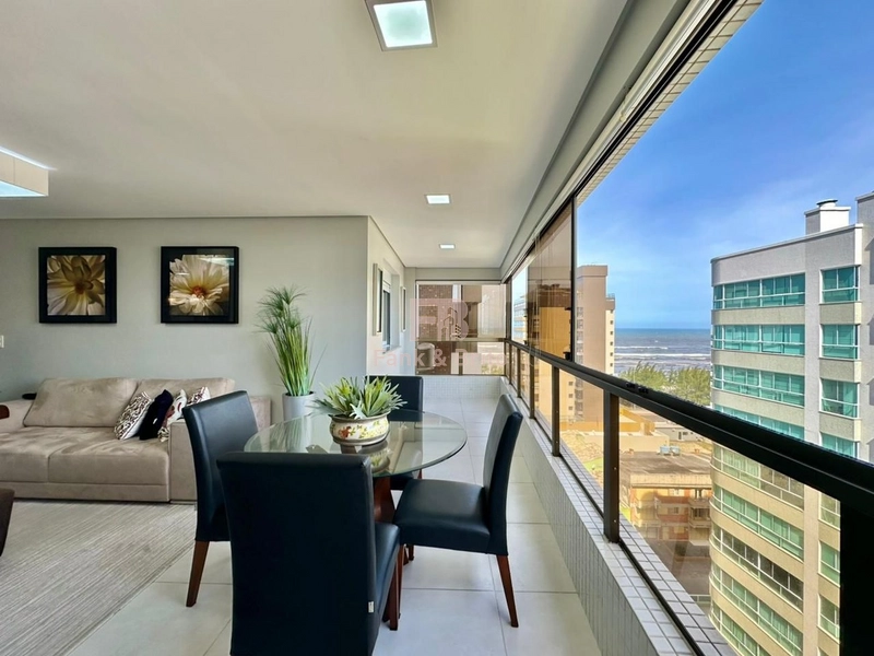 MELHOR E MAIOR APARTAMENTO DE 2 DORMITÓRIOS E VISTA ETERNA PARA O MAR: 1ª foto da galeria de imagens do imóvel